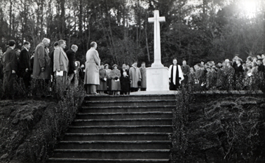 war memorial dedication
